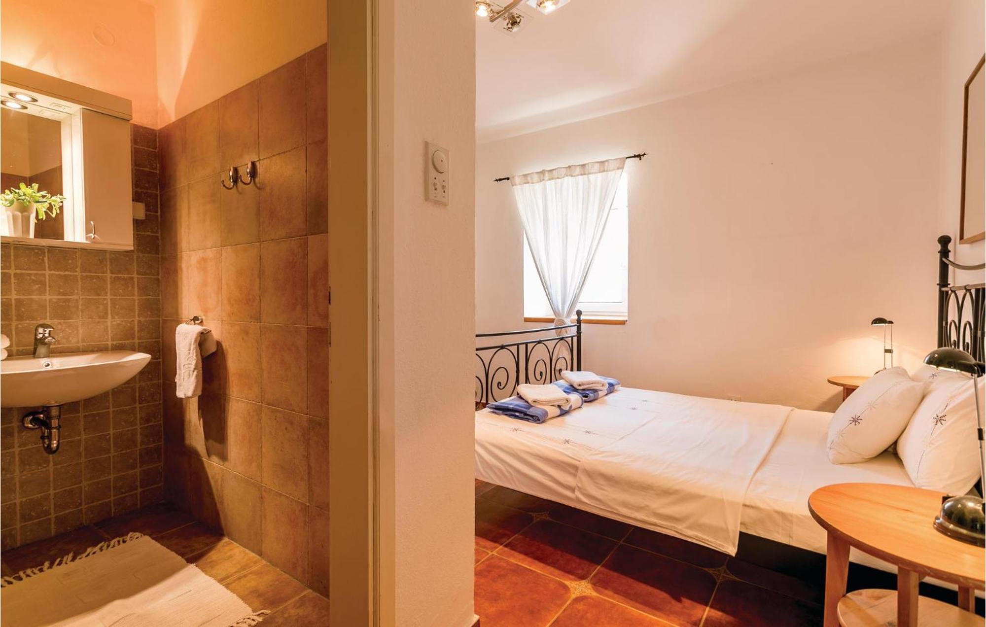 Lovely Home In Kotor With Wifi 외부 사진